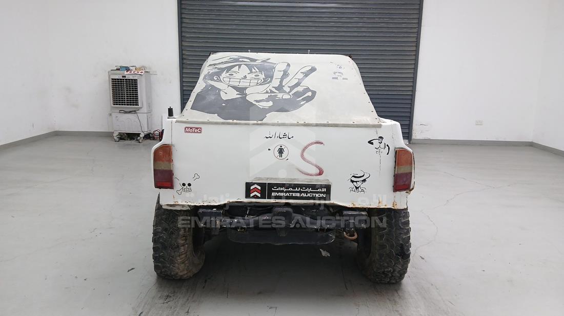 1990 Suzuki Vitara — Rear View — Photo 7