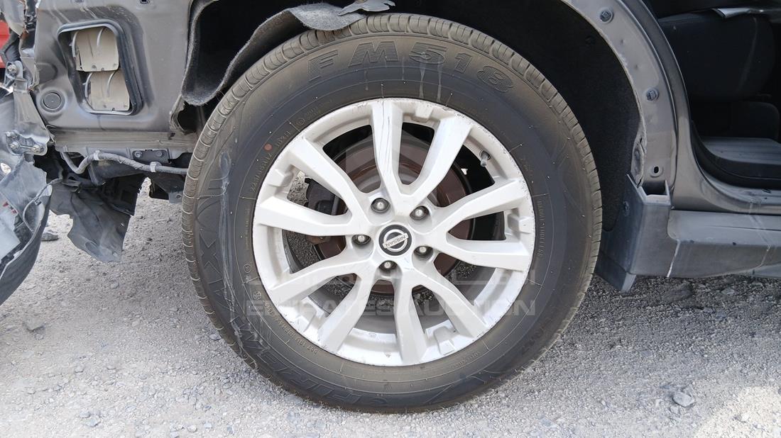 2020 Nissan Rogue — Rear Right Tyre — Photo 28