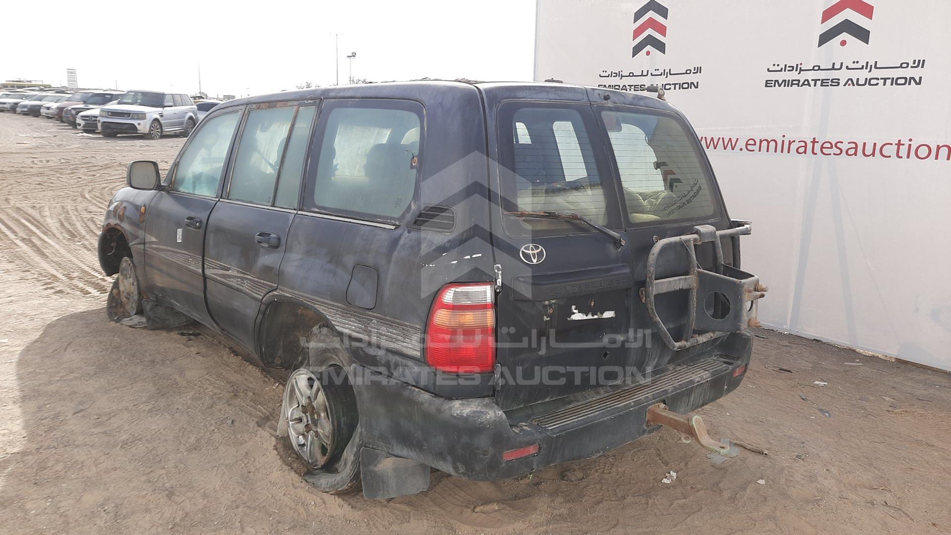 2000 TOYOTA LAND CRUISER VIN: JTCHJ01J0Y0028324