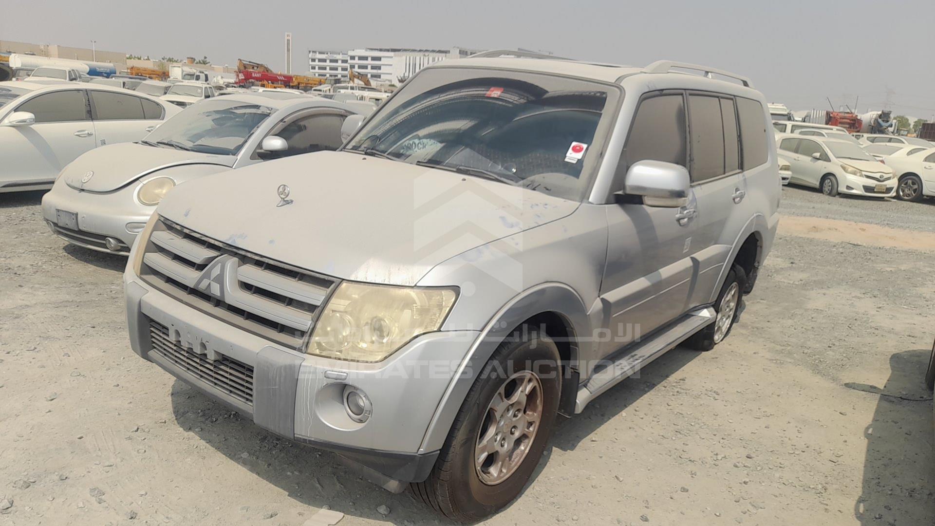 2008 MITSUBISHI PAJERO VIN: JMYLRV93W8J723952