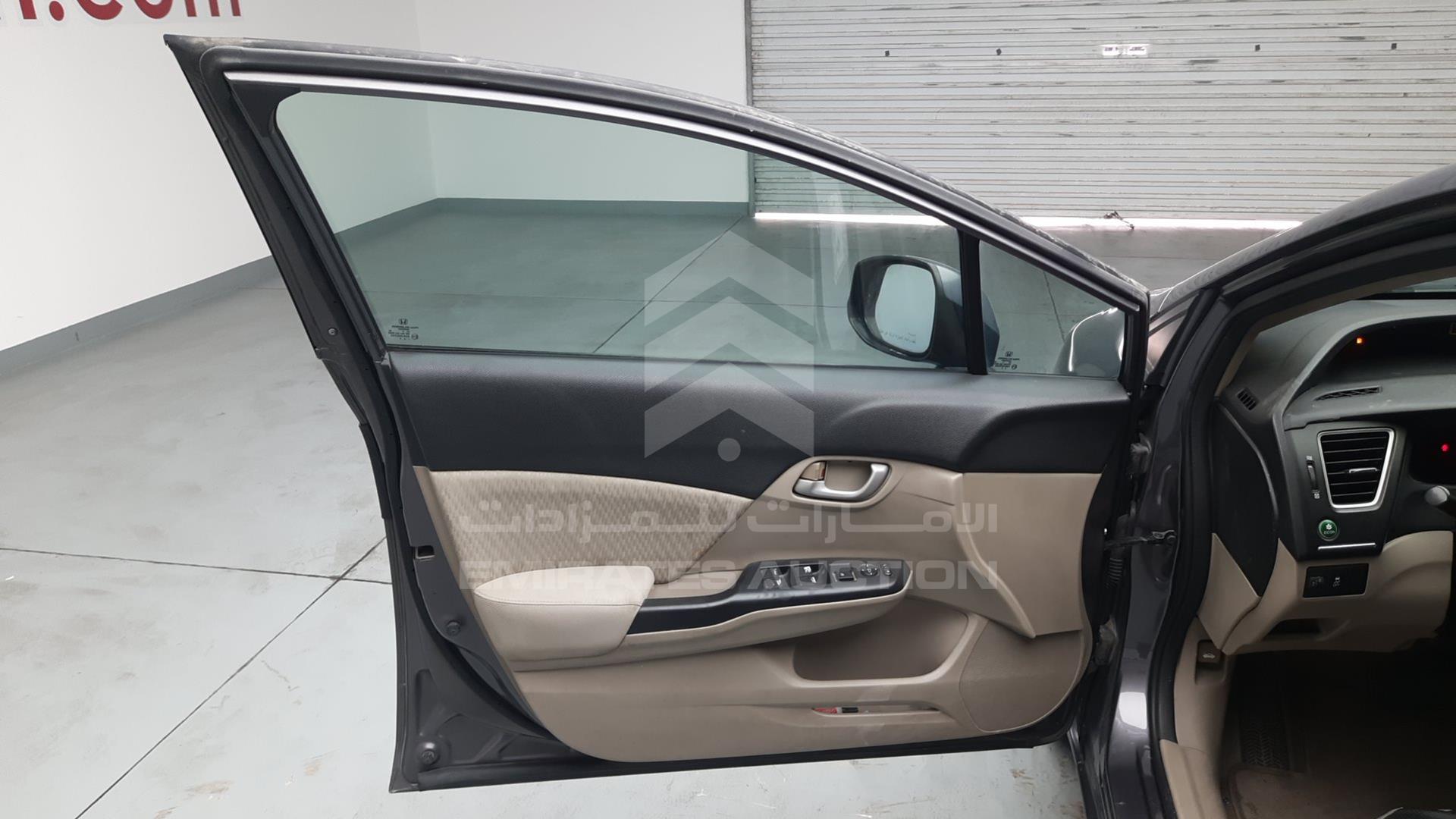 2015 HONDA CIVIC VIN: 19XFB2620FE902124