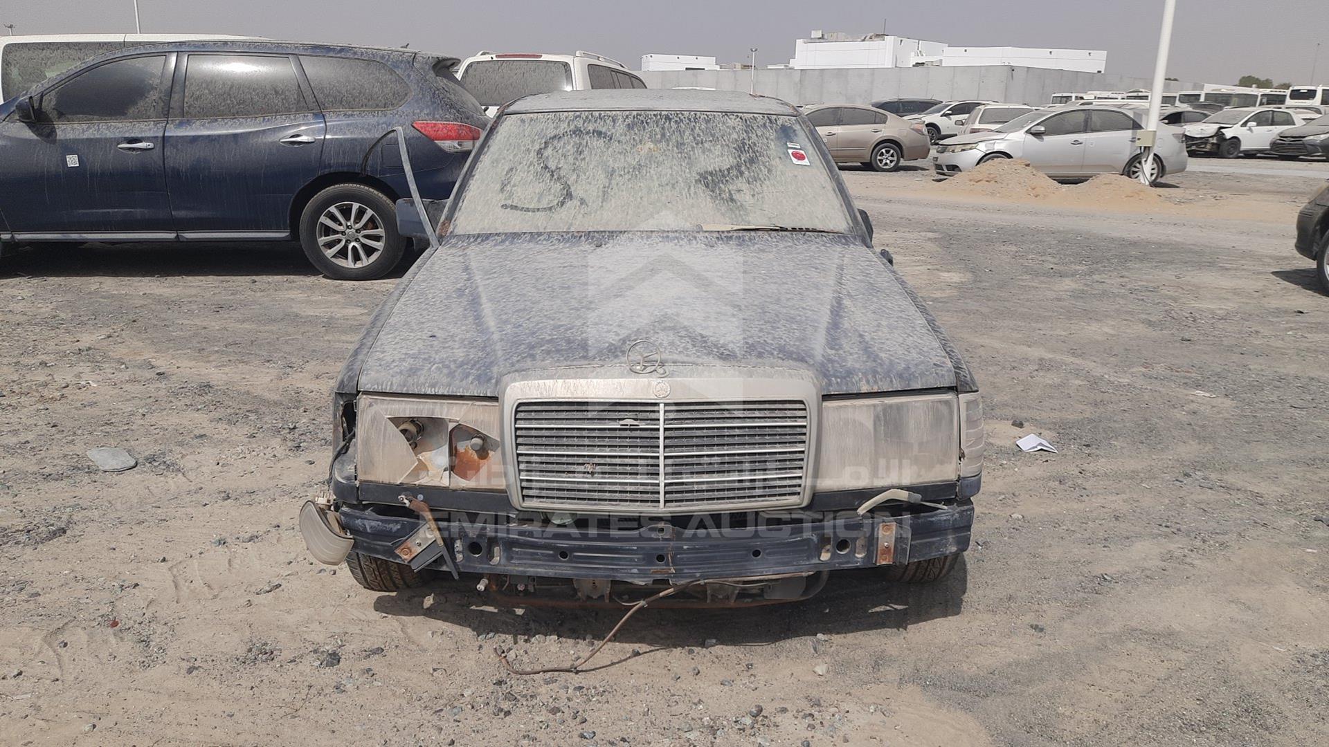 1989 MERCEDES E500 VIN: WDB1240301A923988