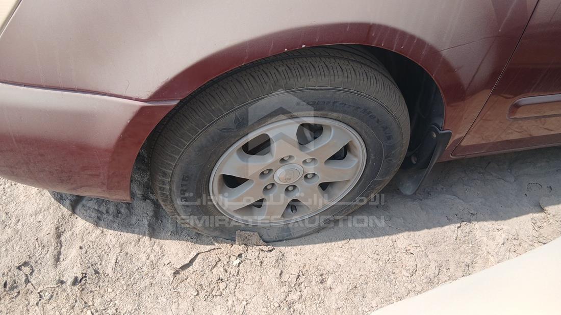 2008 Kia Carnival — Front Left Tyre — Photo 15
