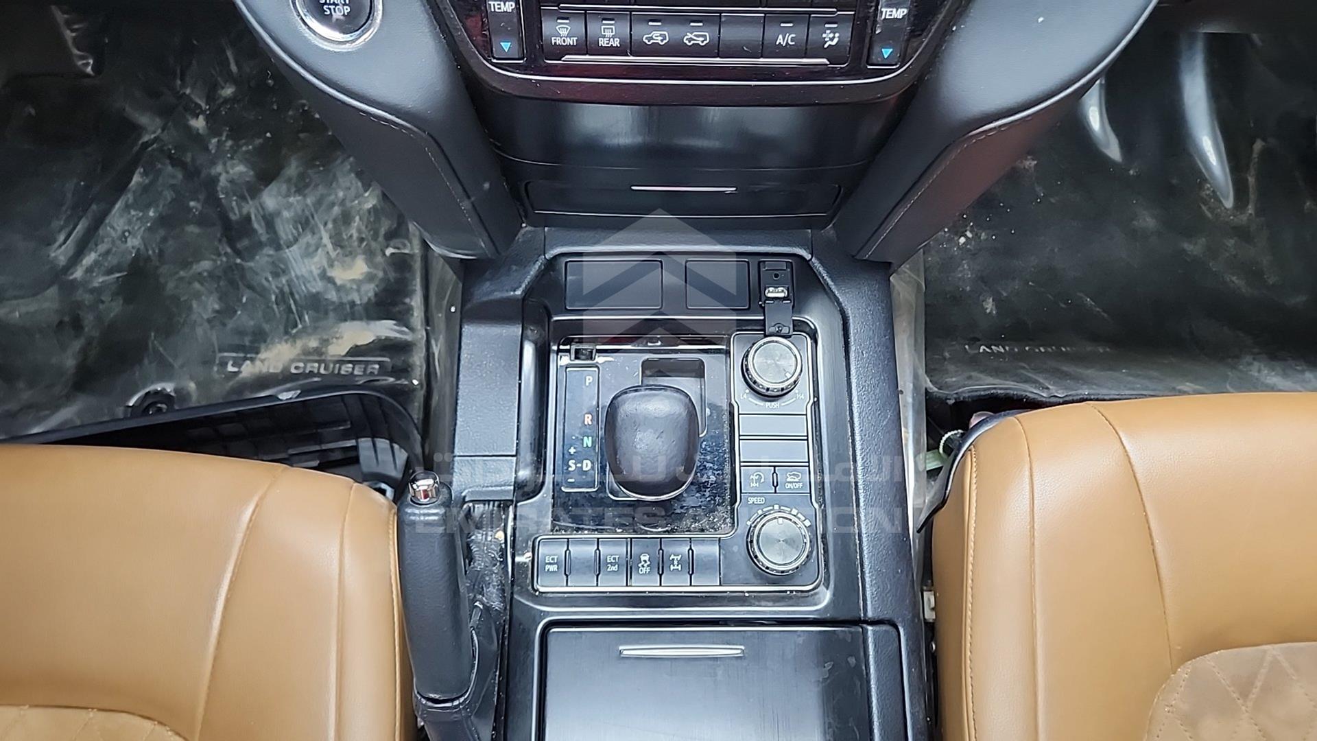 2021 TOYOTA LAND CRUISER VIN: JTMHX01J2M4226139