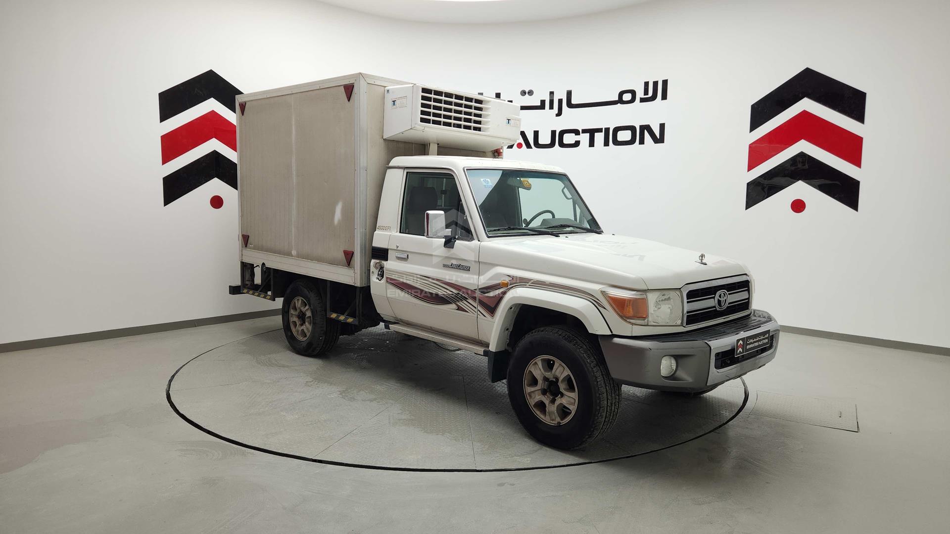 2008 TOYOTA LAND CRUISER PICKUP VIN: JTFLJ73J986042559