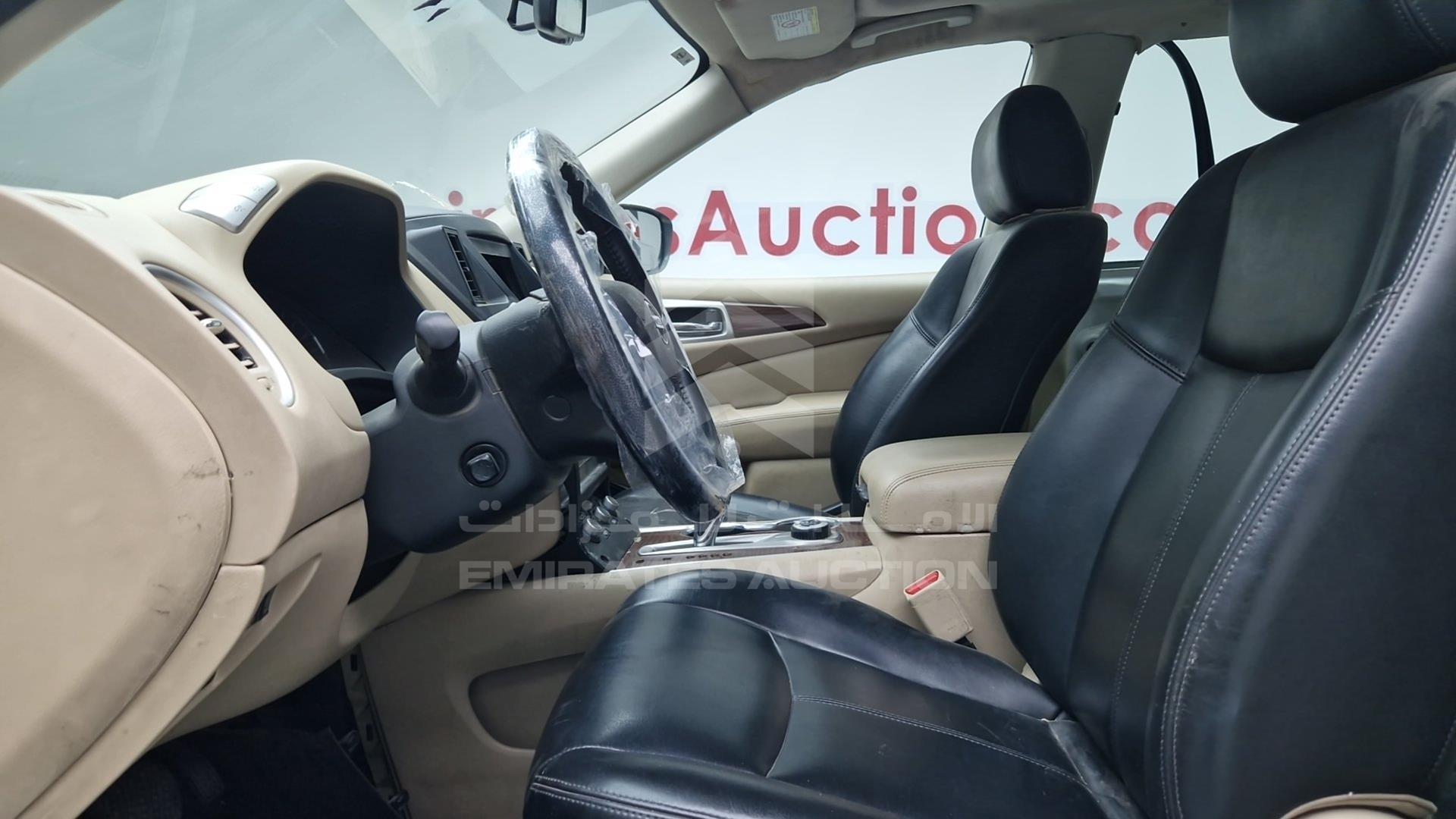 2019 NISSAN PATHFINDER VIN: 5N1CR2M81KC579060