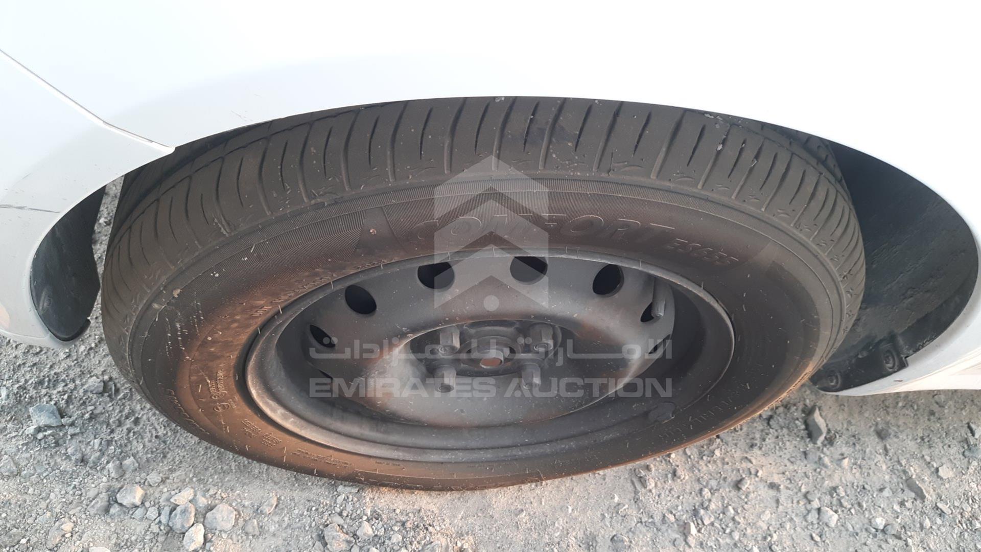 2009 CHEVROLET OPTRA VIN: KL1JJ82B99K073536