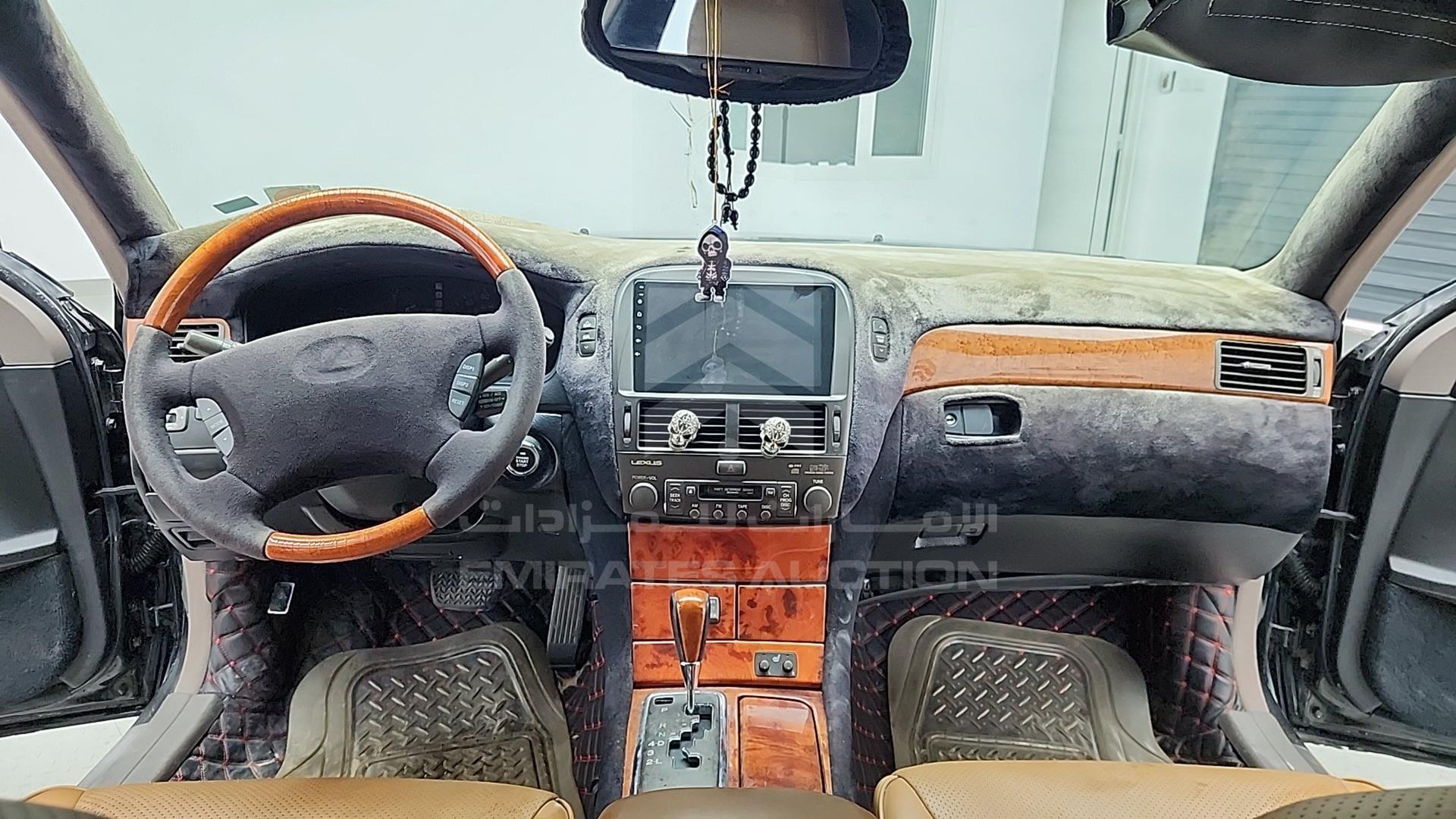 2001 LEXUS LS 430 VIN: JTHBN30F910017640