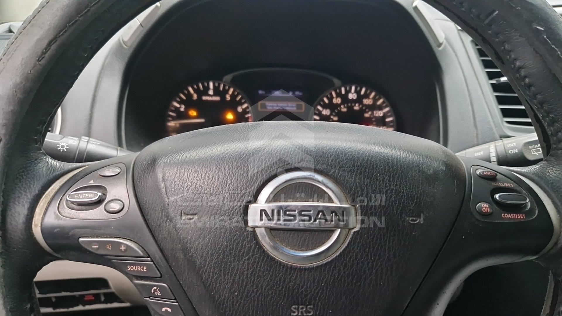 2015 NISSAN PATHFINDER VIN: 5N1AR2MM6FC620132