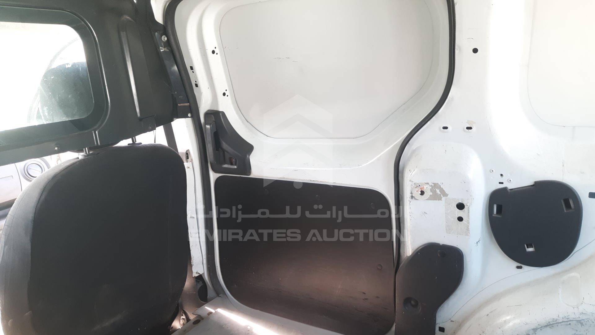 2019 RENAULT DOKKER VIN: VF18SRB44KG465634