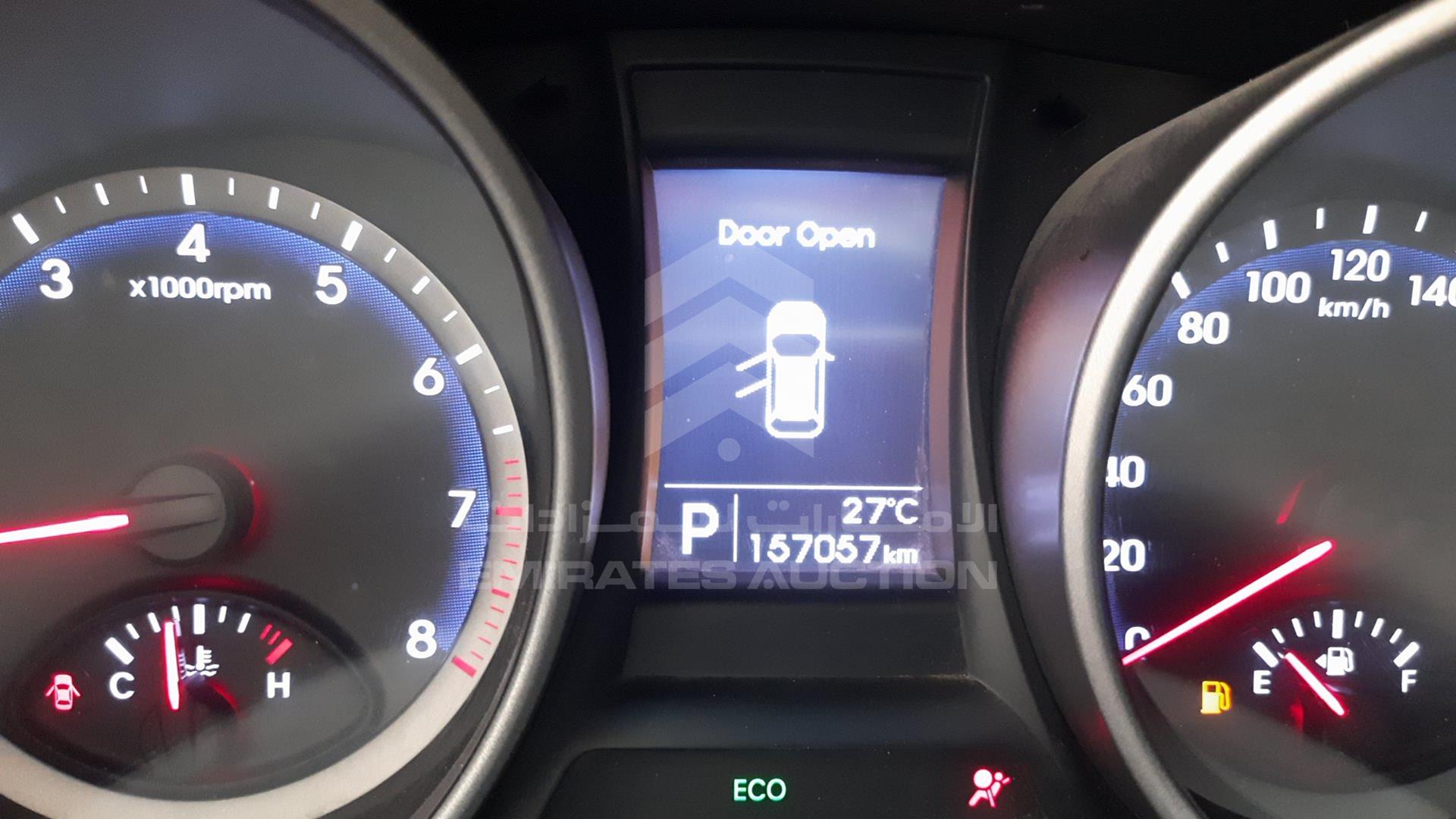 2015 HYUNDAI SANTA FE VIN: KMHST81C4FU435589