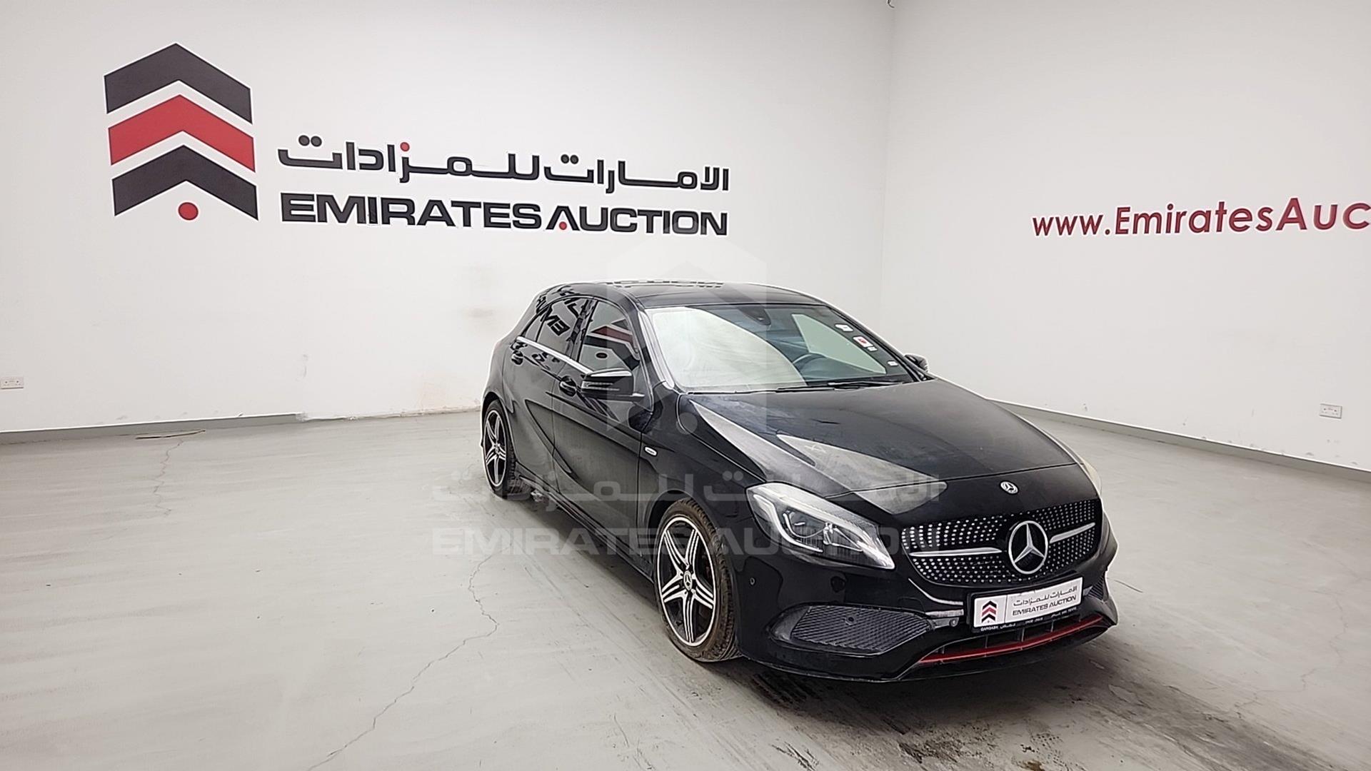 2018 MERCEDES A 250 VIN: WDDBF4EB4JJ734182