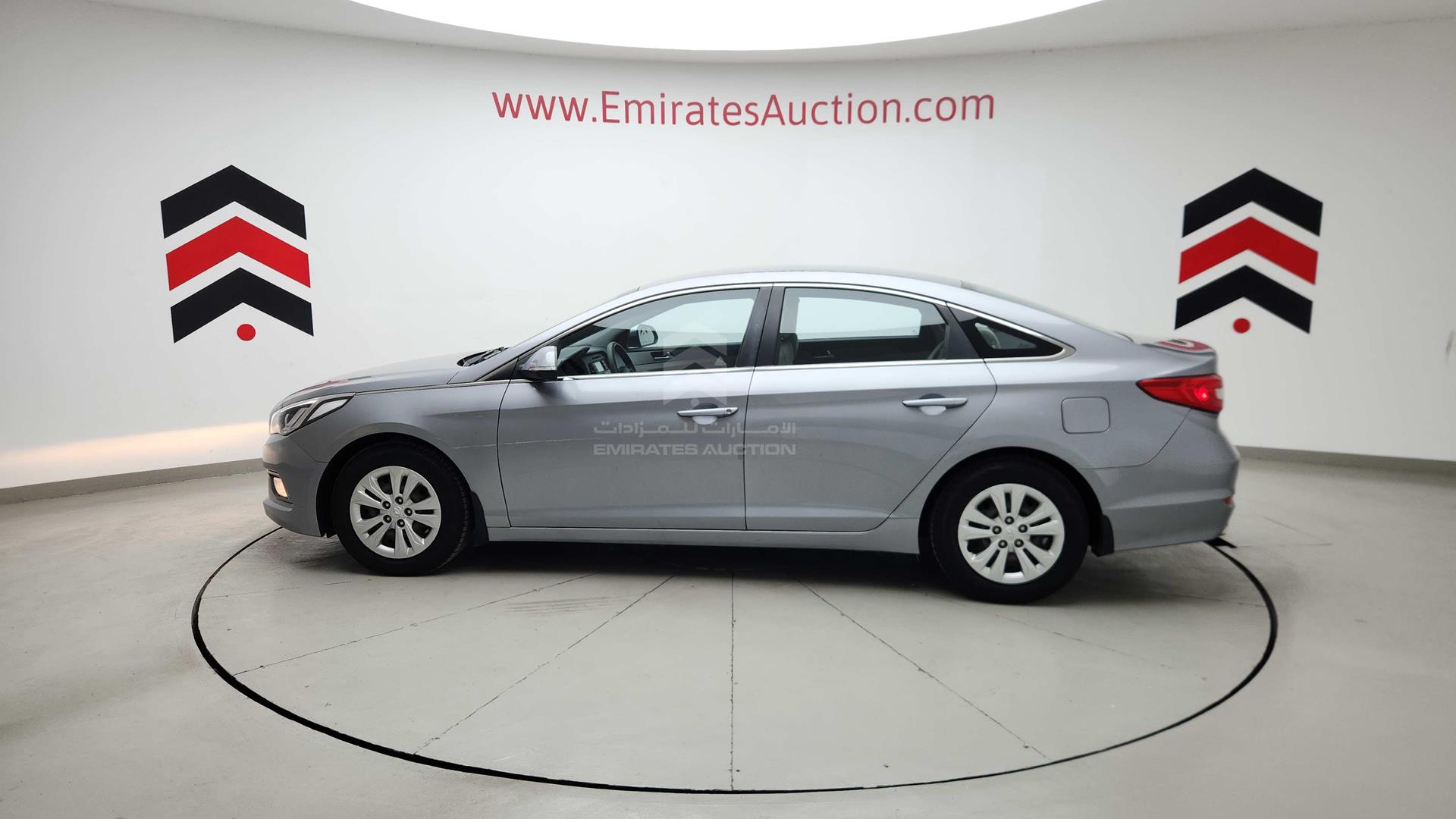 2015 HYUNDAI SONATA VIN: KMHE241G3FA055916