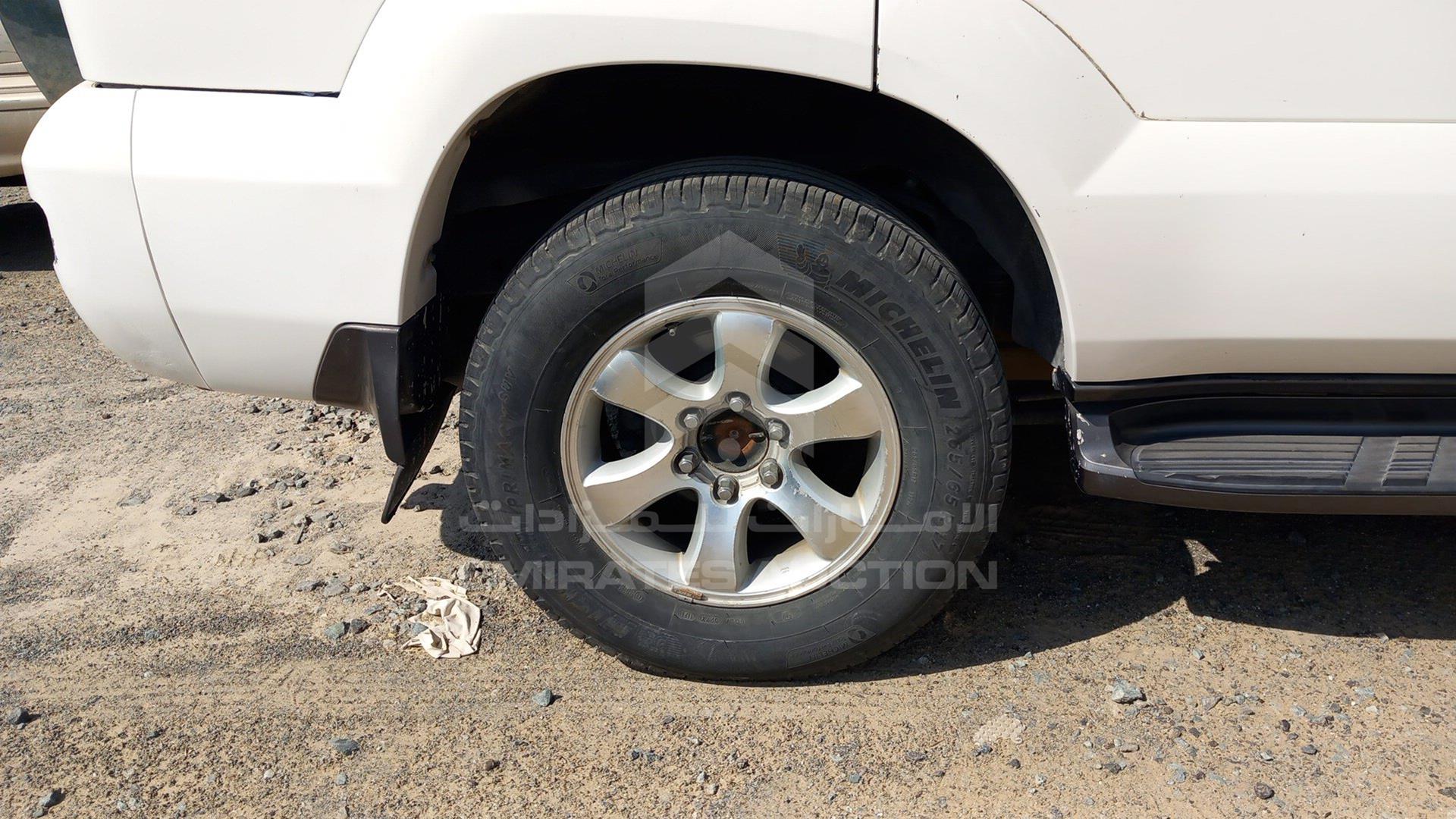 2008 TOYOTA PRADO VIN: JTEBU25J585119571