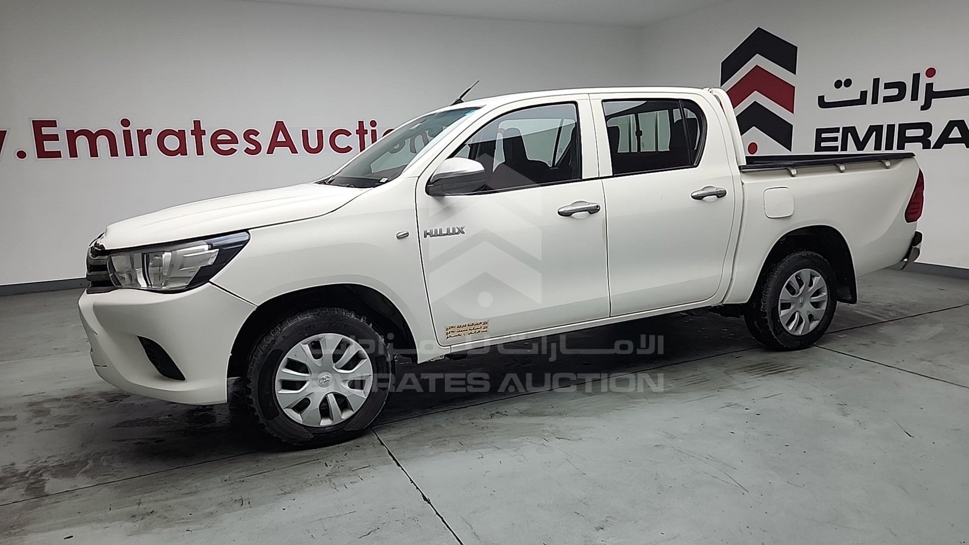 2017 TOYOTA HILUX VIN: MR0CX8CD6H0541749
