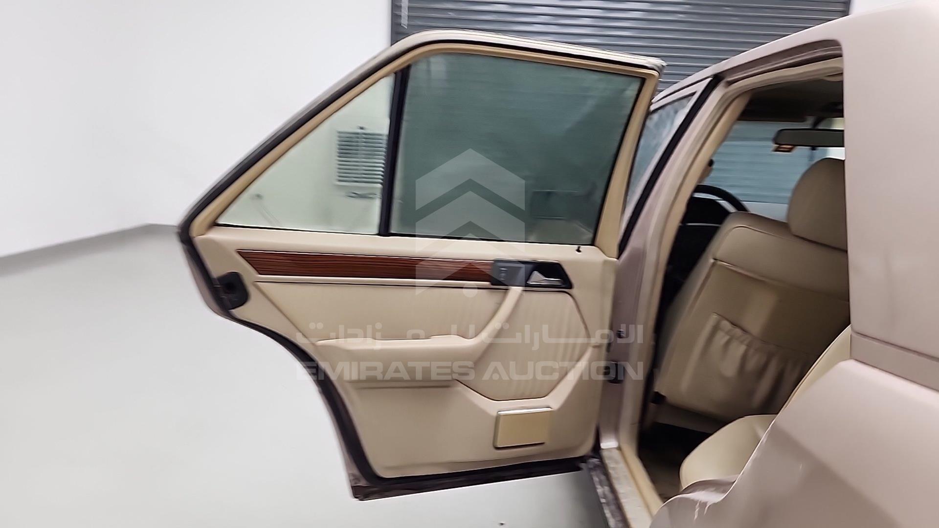 1994 MERCEDES E 280 VIN: WDB1240281C086347