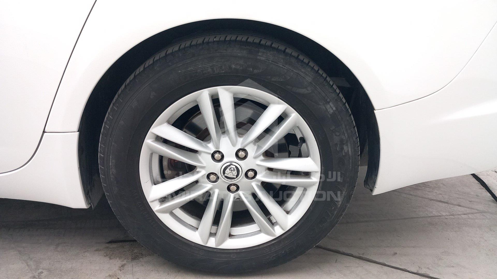 2013 JAGUAR XF VIN: SAJAA05N2DPU03191