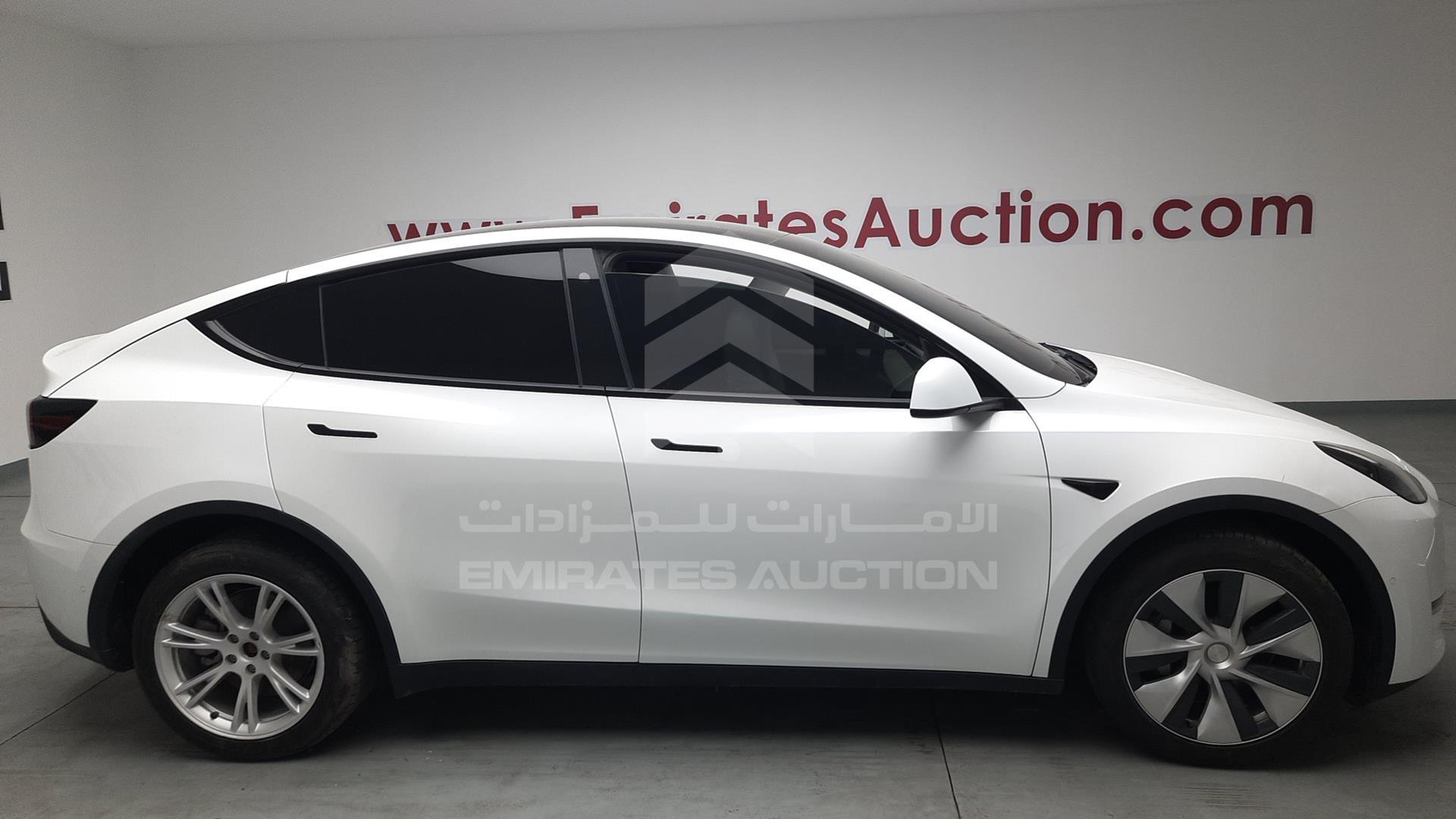 2022 TESLA MODEL Y VIN: LRWYGCEK8NC238045