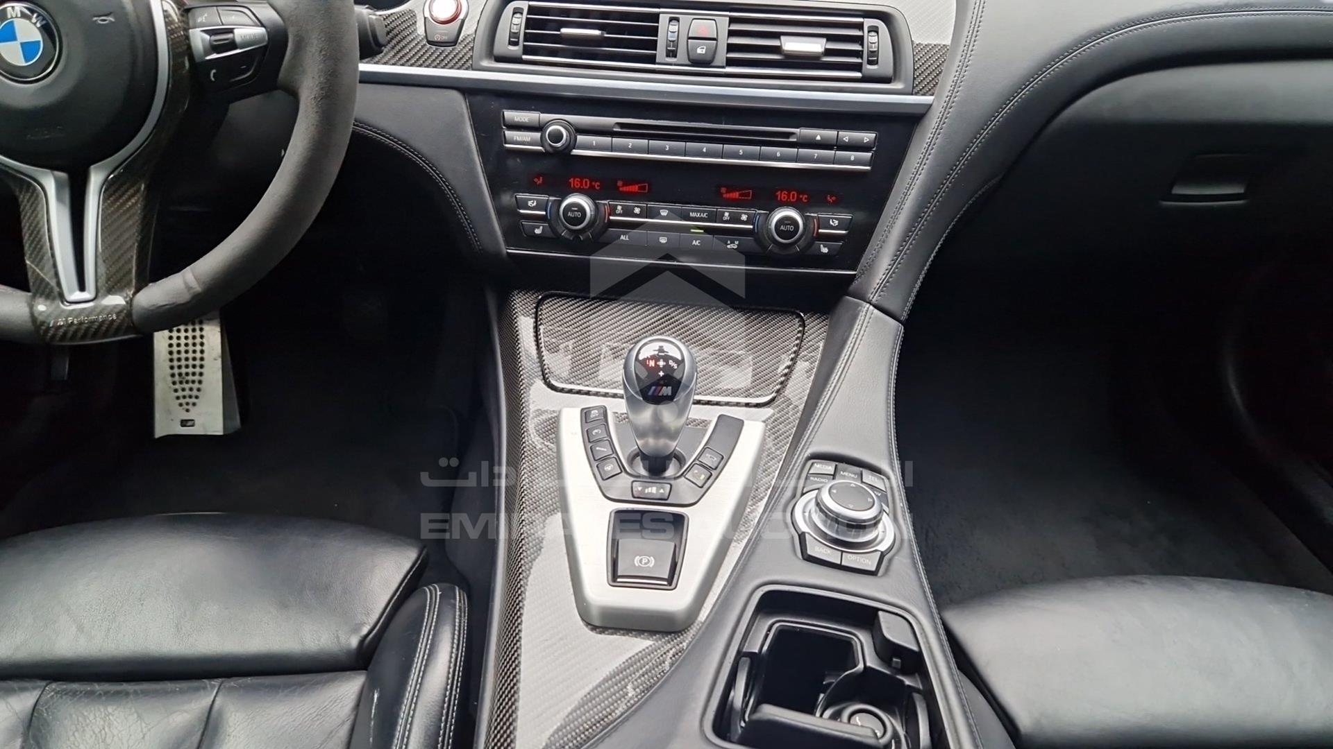 2013 BMW M6 VIN: WBSLX9C5XDC968527