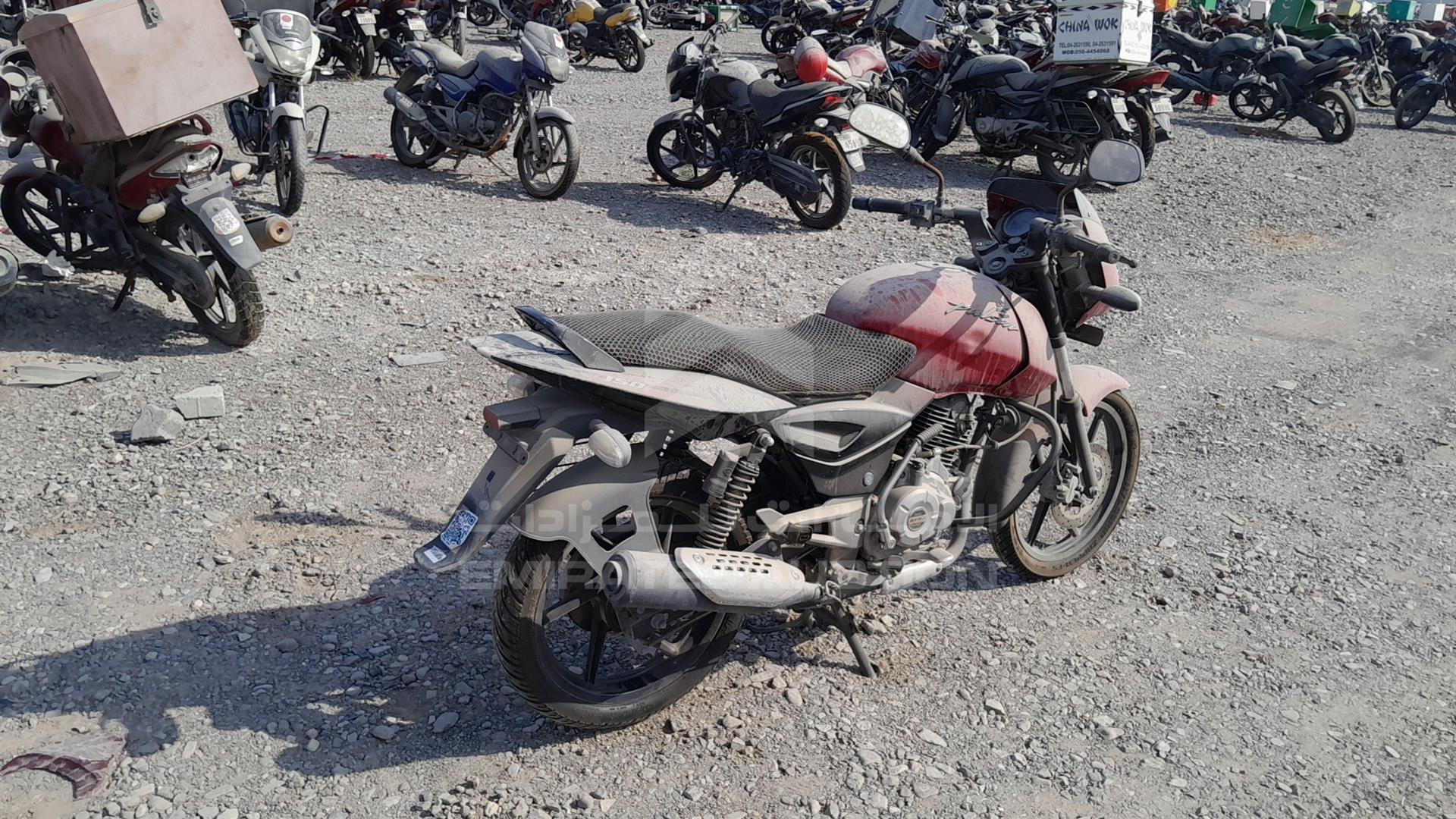 0 BAJAJ PULSAR VIN: MD2A11CZ1DCA00737