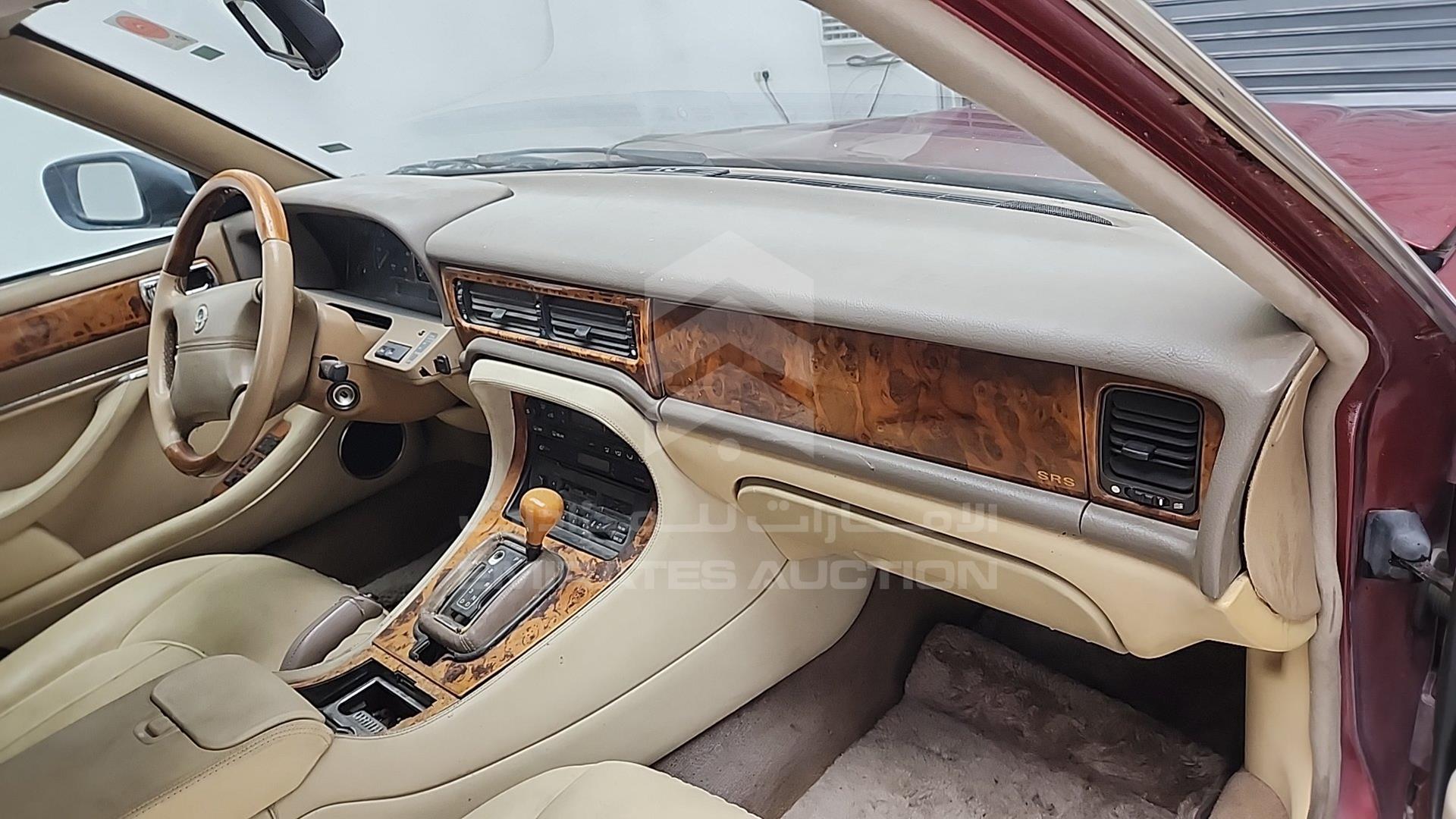1995 JAGUAR DIMALER VIN: SAJDKALD4BC749886