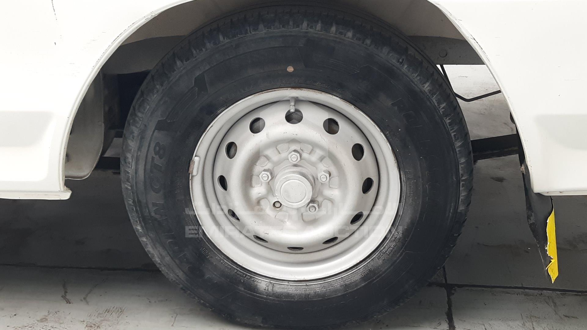 2014 MITSUBISHI L 300 VIN: JMYHNP13WEA701033