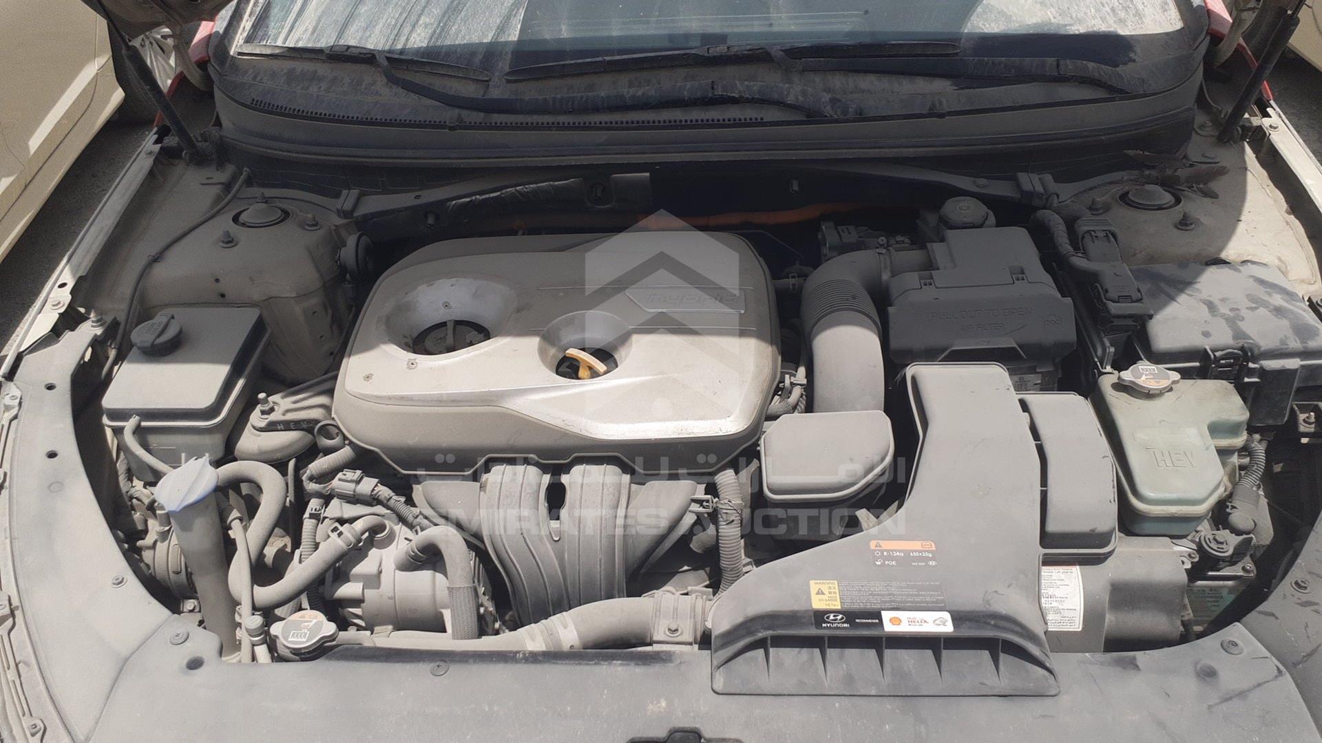 2019 HYUNDAI SONATA VIN: KMHE24136KA093020