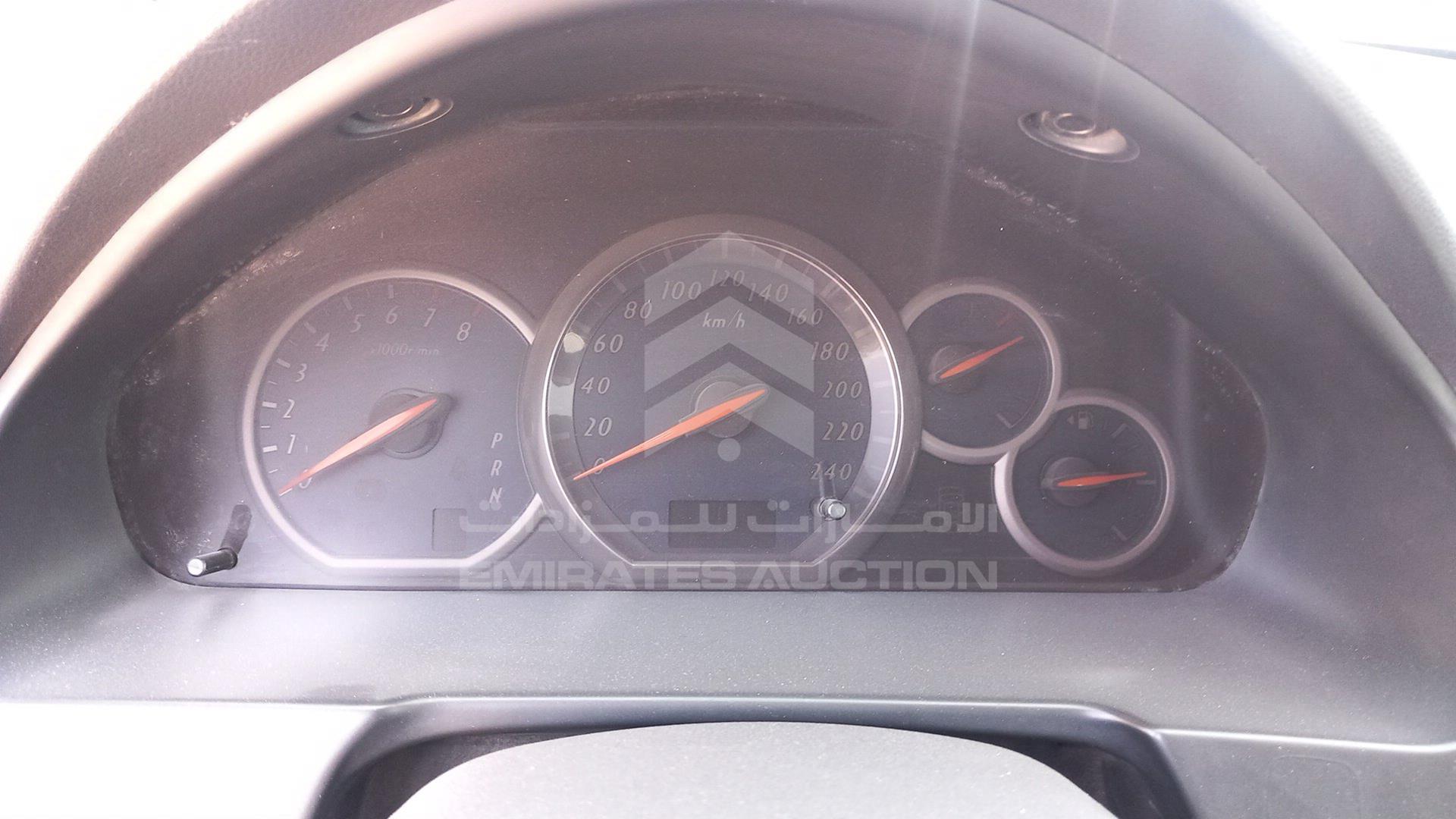 2007 MITSUBISHI GRANDIS VIN: JMYLRNA4W7Z700700