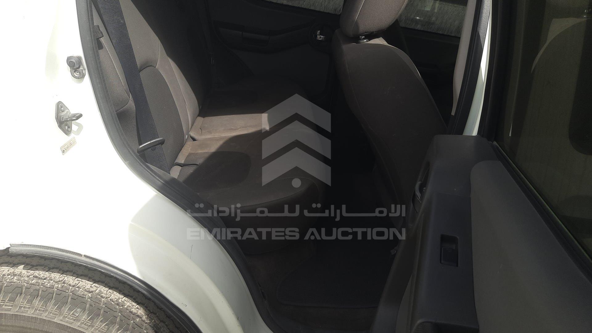 2014 NISSAN XTERRA VIN: 5N1AN0N65EN813083