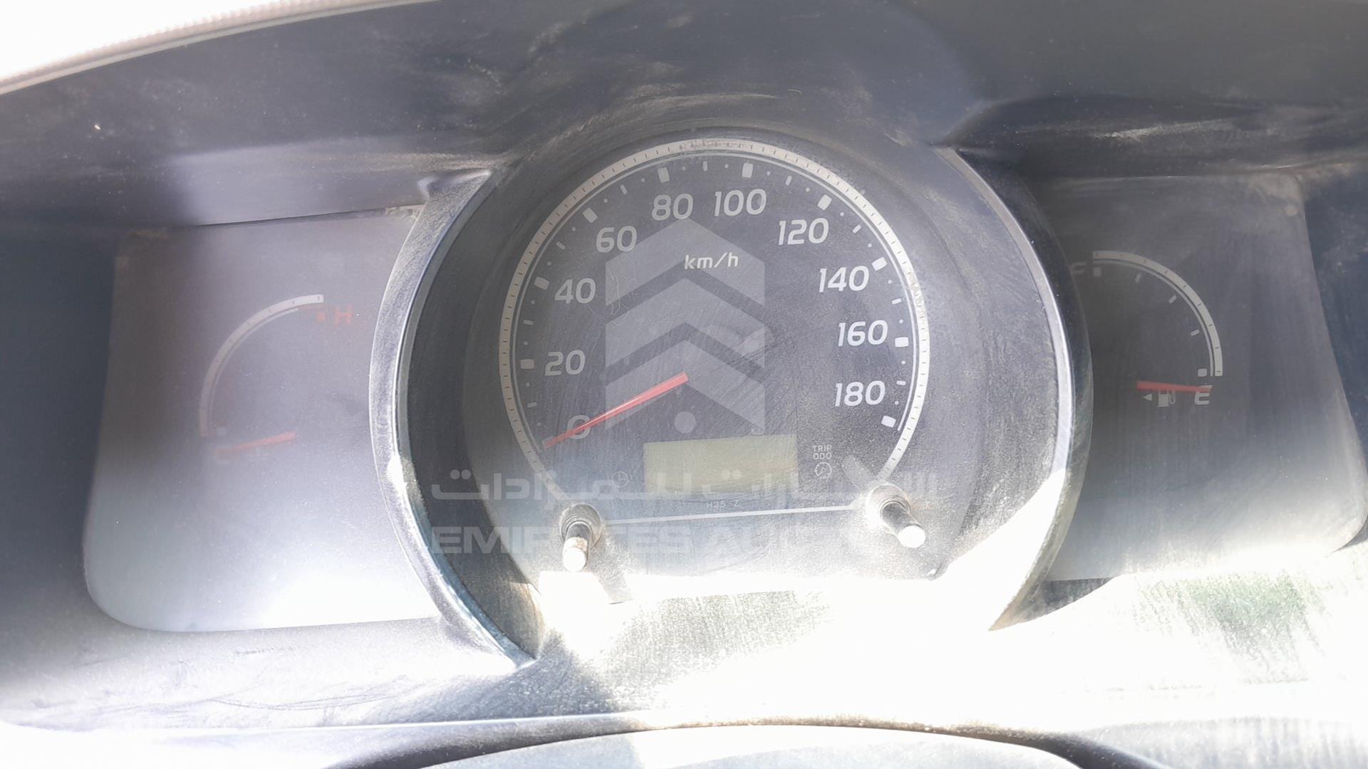 2006 TOYOTA HIACE VIN: JTFHX02P860008744