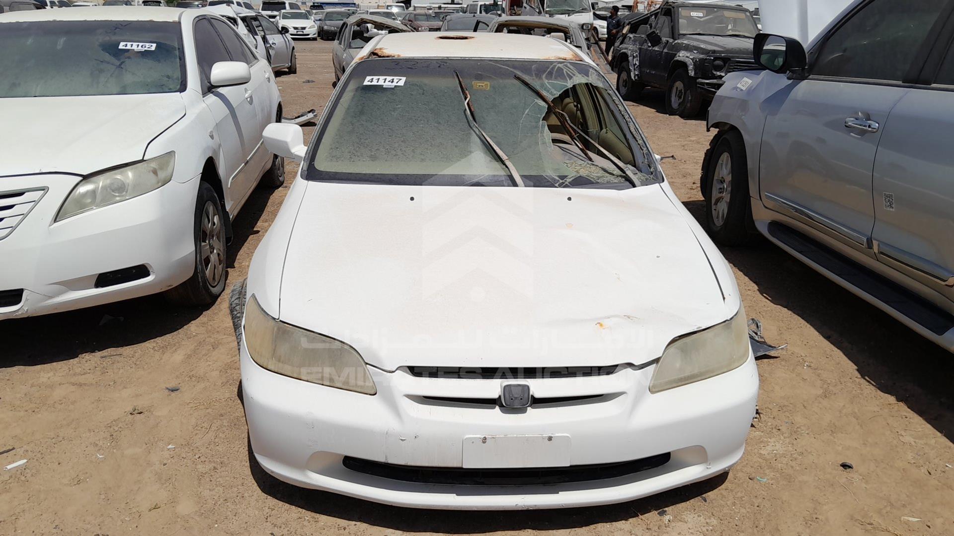 2000 HONDA ACCORD VIN: JHMCF8639YC402975