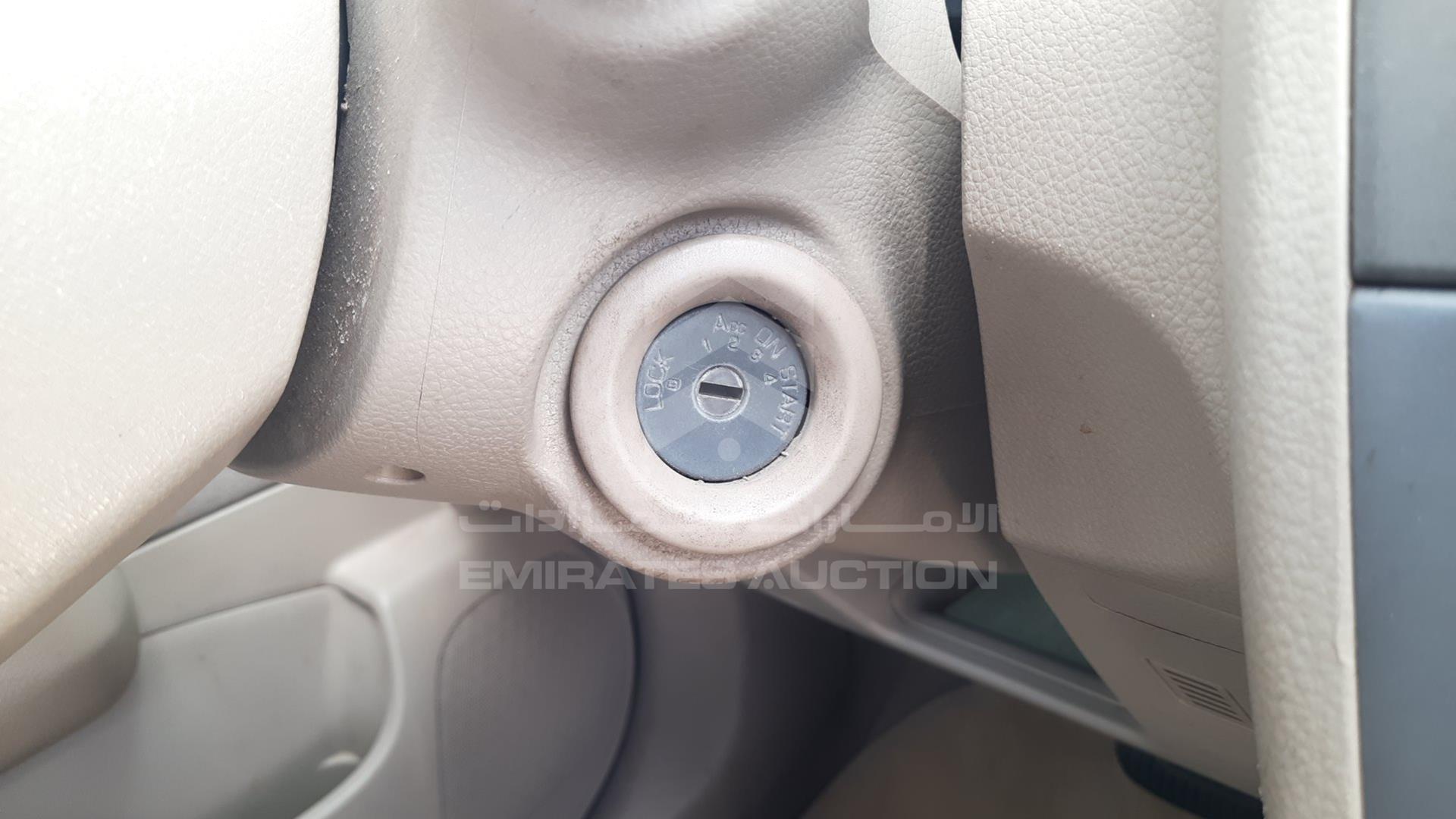 2008 NISSAN TIIDA VIN: JN1CC11C68T009317