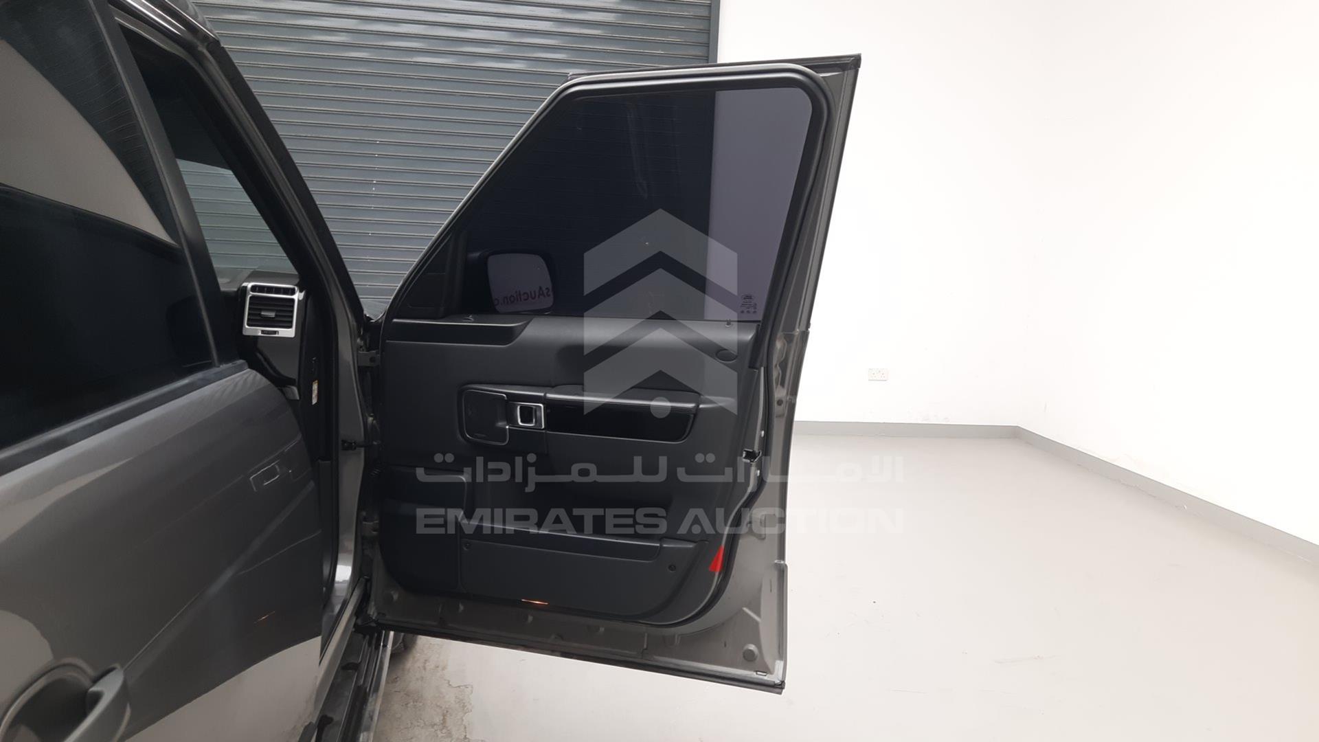 2010 RANGE ROVER VOGUE VIN: SALLMAME4AA309537
