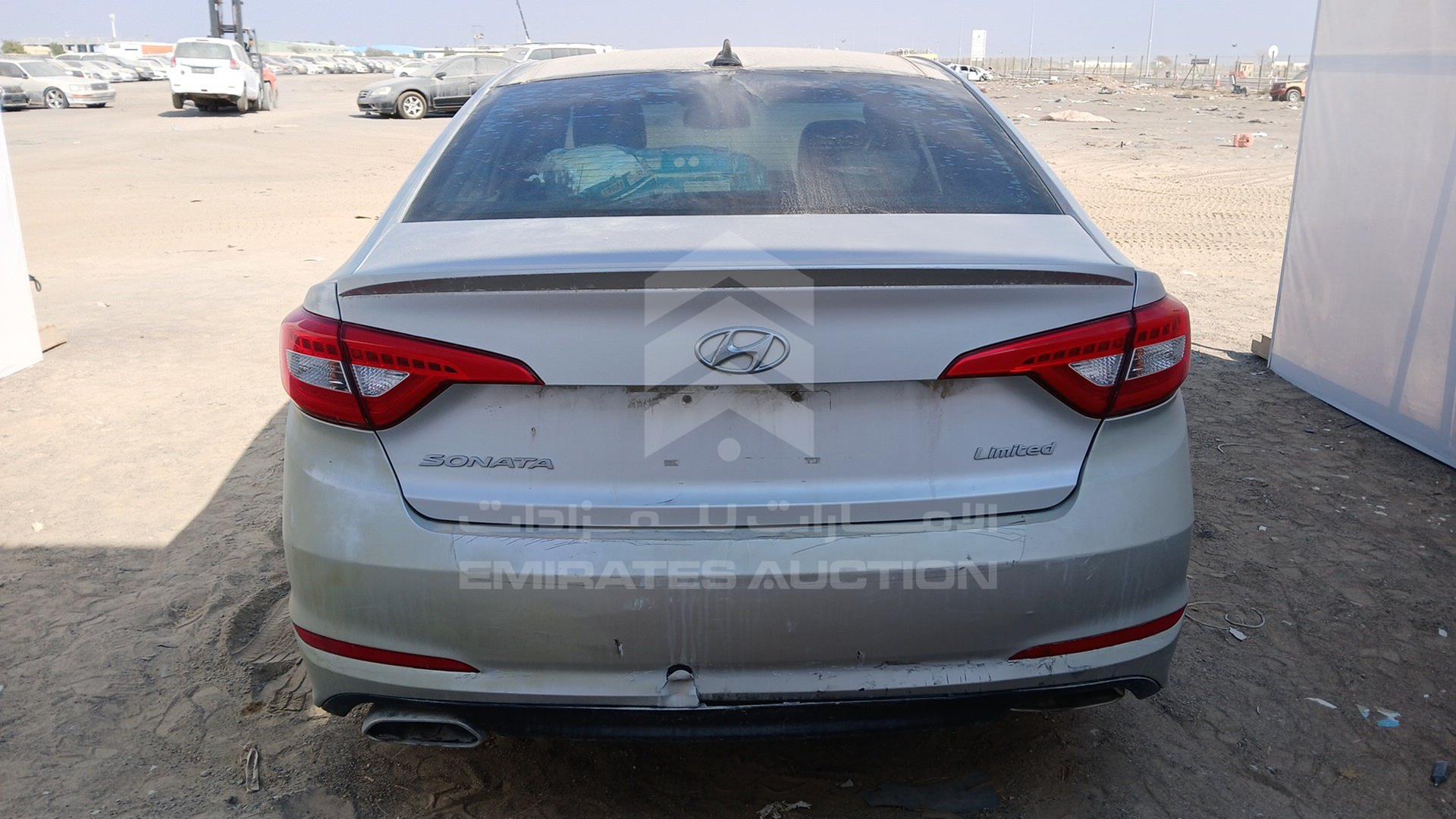 2015 HYUNDAI SONATA VIN: 5NPE34AF0FH092763
