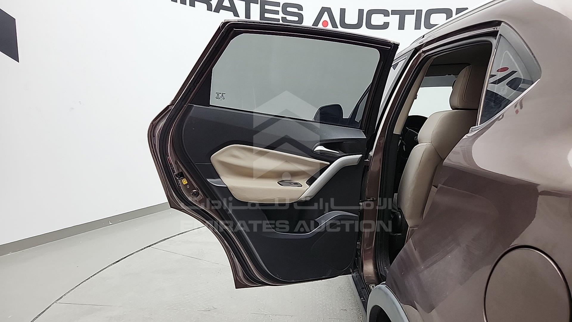 2016 MG GS VIN: LSJA24W34GS012141