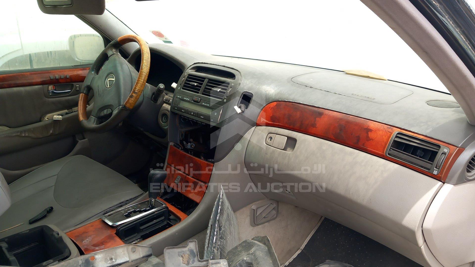2002 LEXUS LS 430 VIN: JTHBN30F120089742