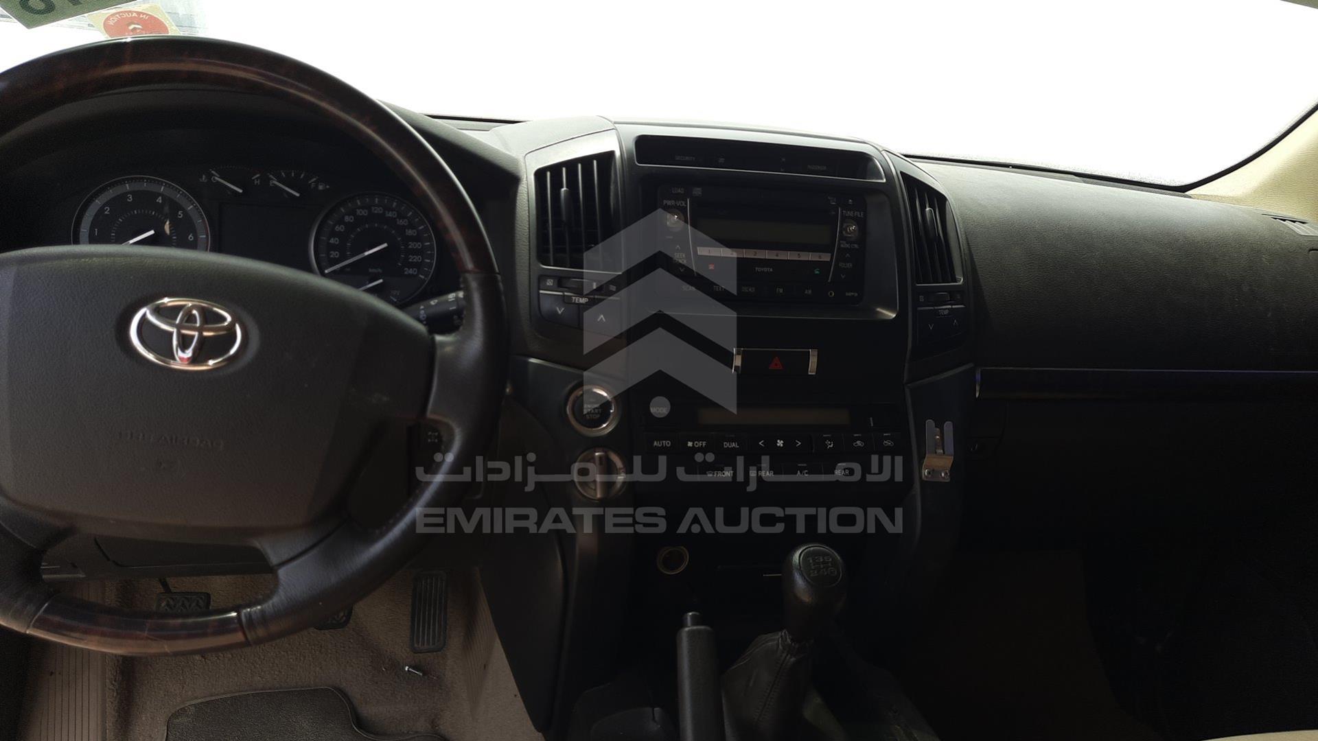 2010 TOYOTA LAND CRUISER VIN: JTMHU09J8A5037143