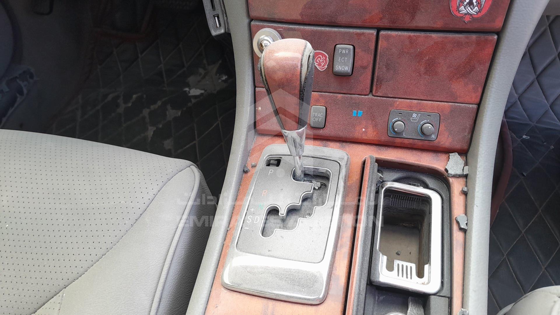 2005 LEXUS LS 430 VIN: JTHBN36F255013817