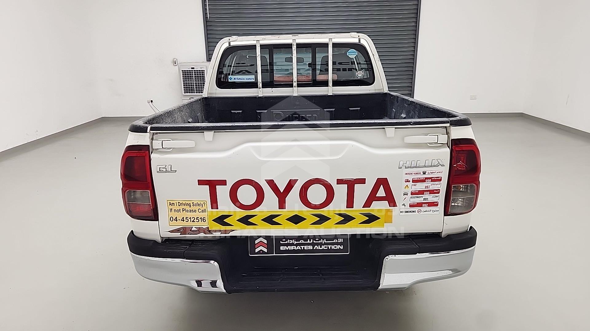 2019 TOYOTA HILUX VIN: MR0DX9CD1K2521317