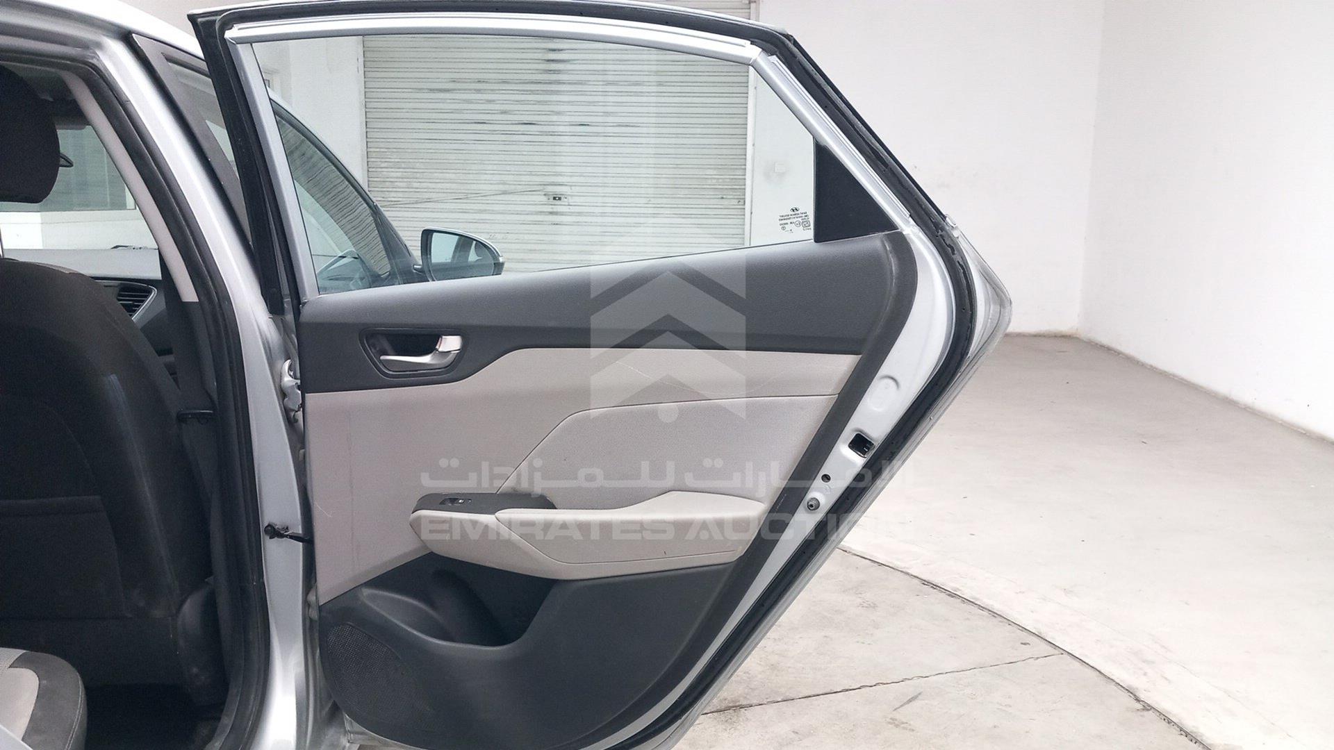2019 HYUNDAI ACCENT VIN: MALC741C3KM105441