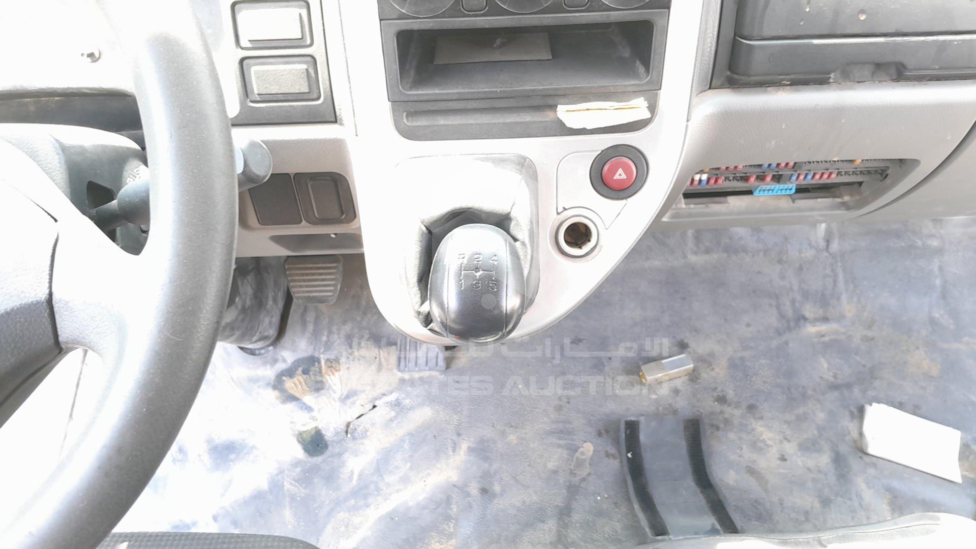 2017 MITSUBISHI CANTER VIN: JL7B6E1P7HK017235