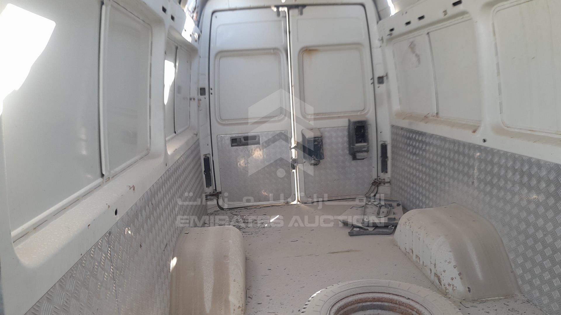 2005 VOLKSWAGEN LT46 VIN: WV1ZZZ2DZ5H018552