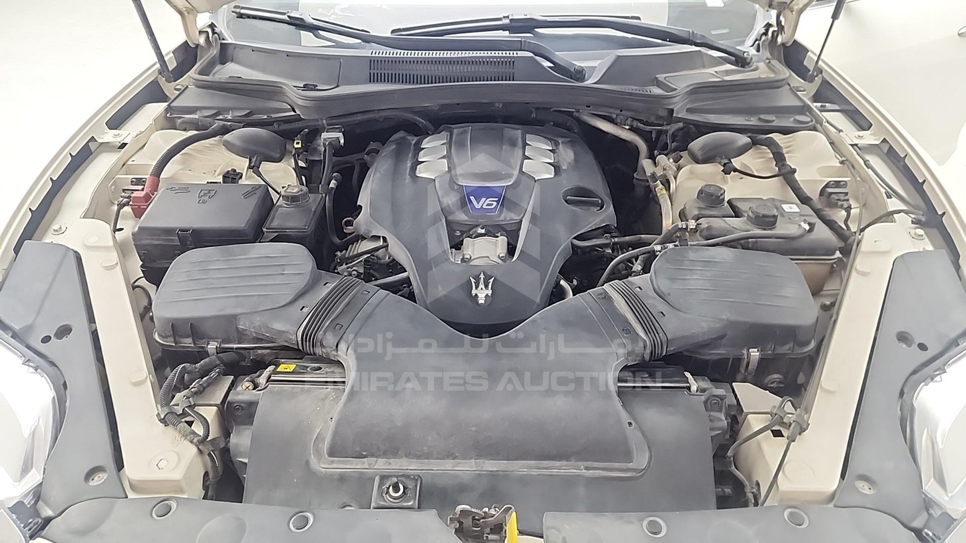2017 MASERATI QUATTROPORTE VIN: ZAMRP56F8H1232360