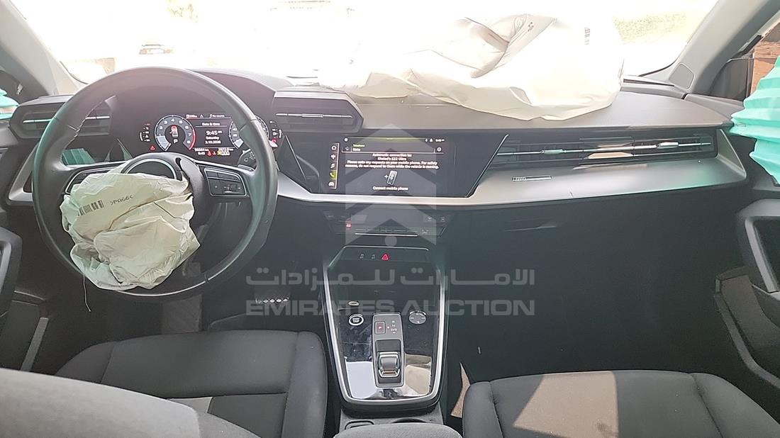 اودي ايه 3 2024 — زاوية الواجهة الكاملة — صورة 14