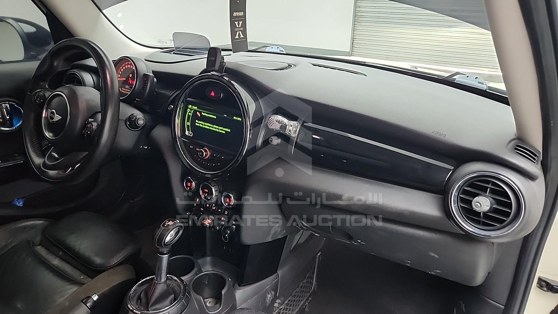 2016 MINI COOPER VIN: WMWXS7100GT842861