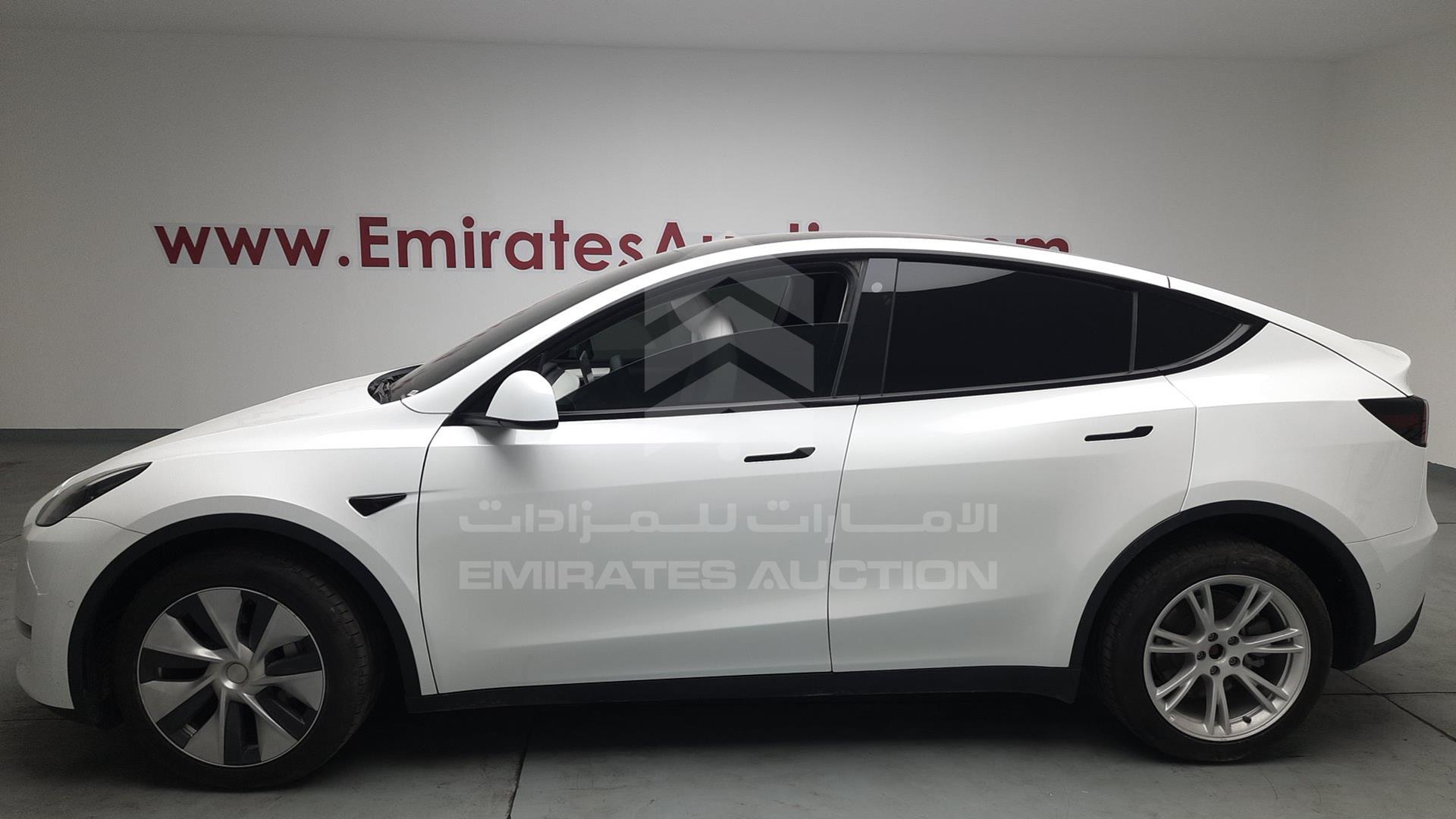 2022 TESLA MODEL Y VIN: LRWYGCEK8NC238045