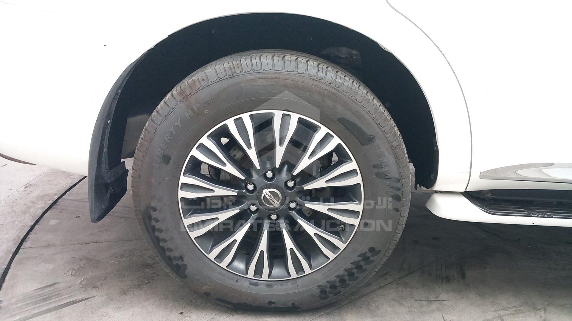 2011 NISSAN PATROL VIN: JN8AY25Y2B9010099