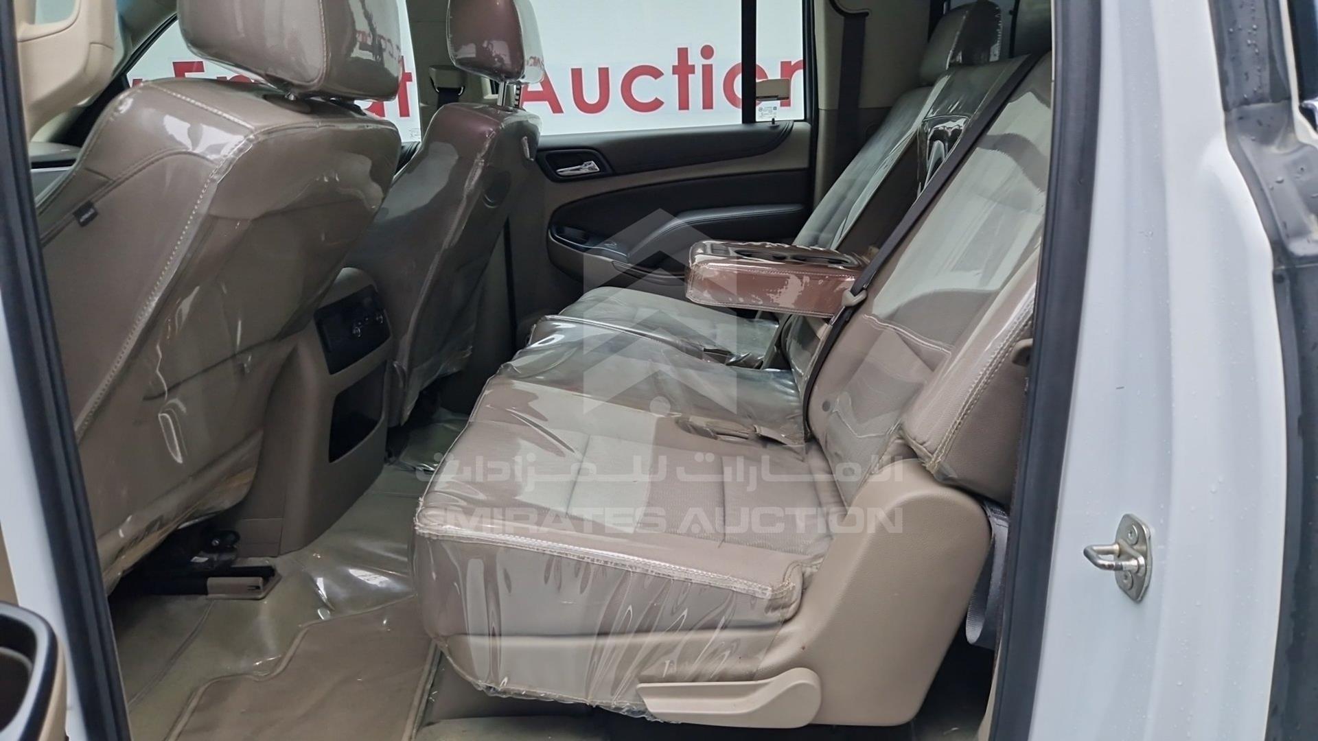 2018 CHEVROLET SUBURBAN VIN: 1GNSK8KC1JR168985
