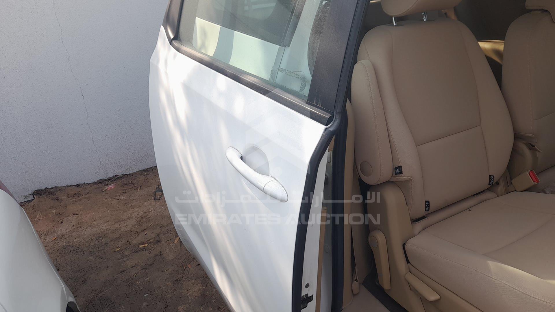 2020 KIA CARNIVAL VIN: KNAMB8122L6645483