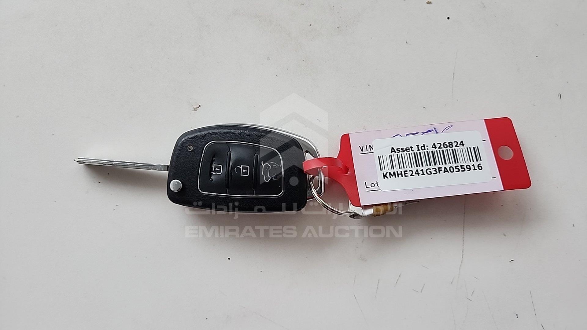 2015 HYUNDAI SONATA VIN: KMHE241G3FA055916